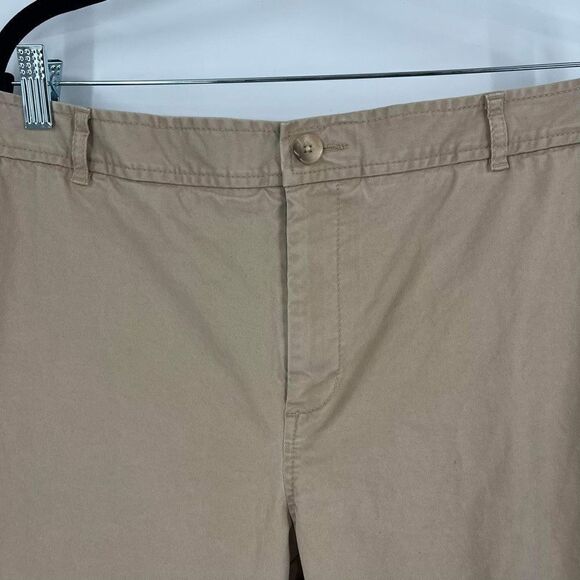 L.L. Bean Women's High-Rise Flat Front Favorite Fit Cropped Pants Beige Size 18 - Picture 3 of 12